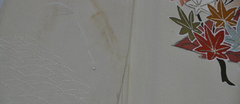 着物古い汗染み